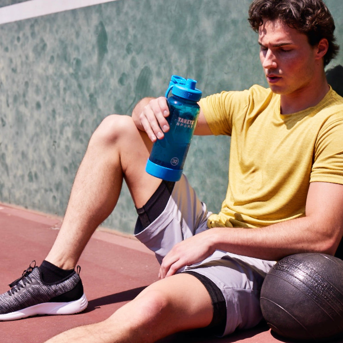 32oz Champion Blue Tritan Sport Bottle