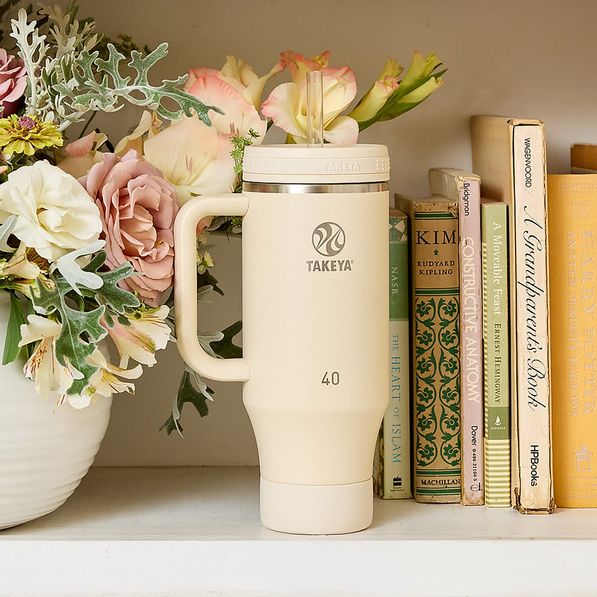 Straw Tumbler With Handle