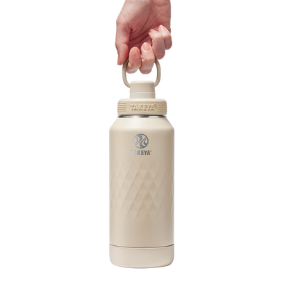 32oz Almond Spout